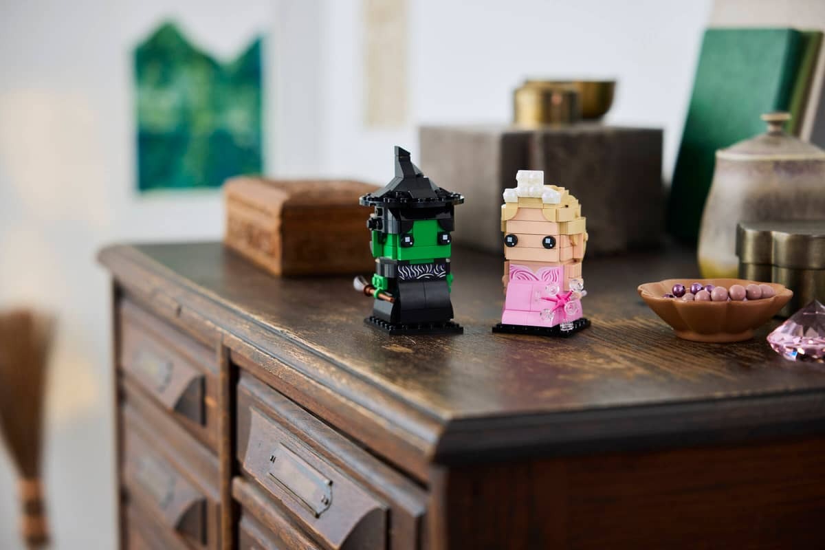 Elphaba & Glinda Figures - Image 5