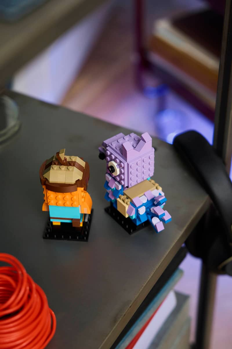 Supply Llama & Fishstick Figures - Image 8