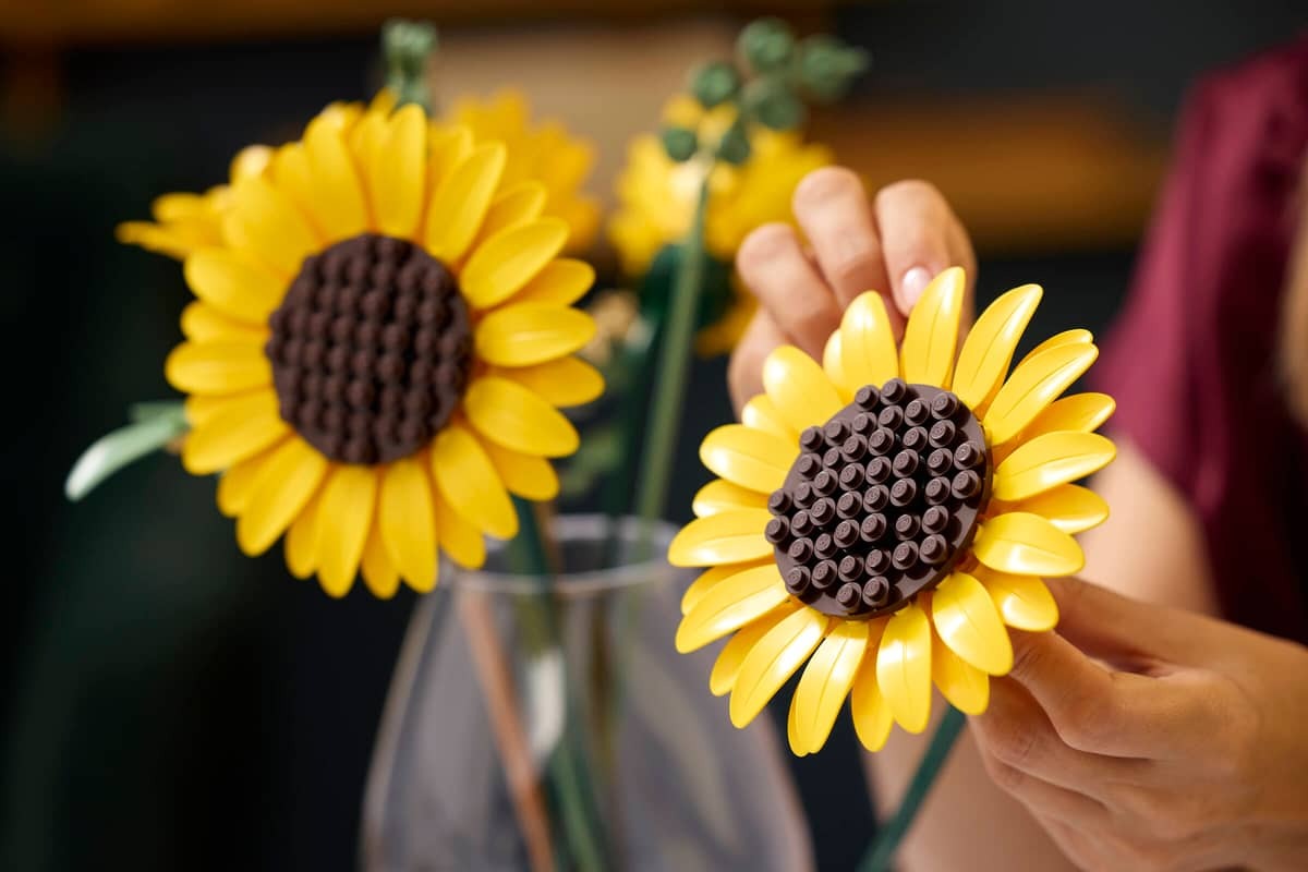 Sunflower Bouquet - Image 10