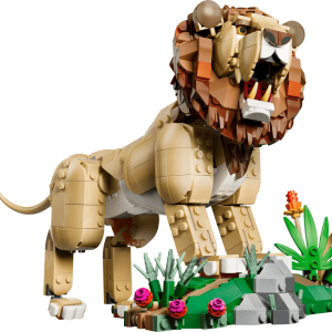 Wild Animals: Majestic Lion