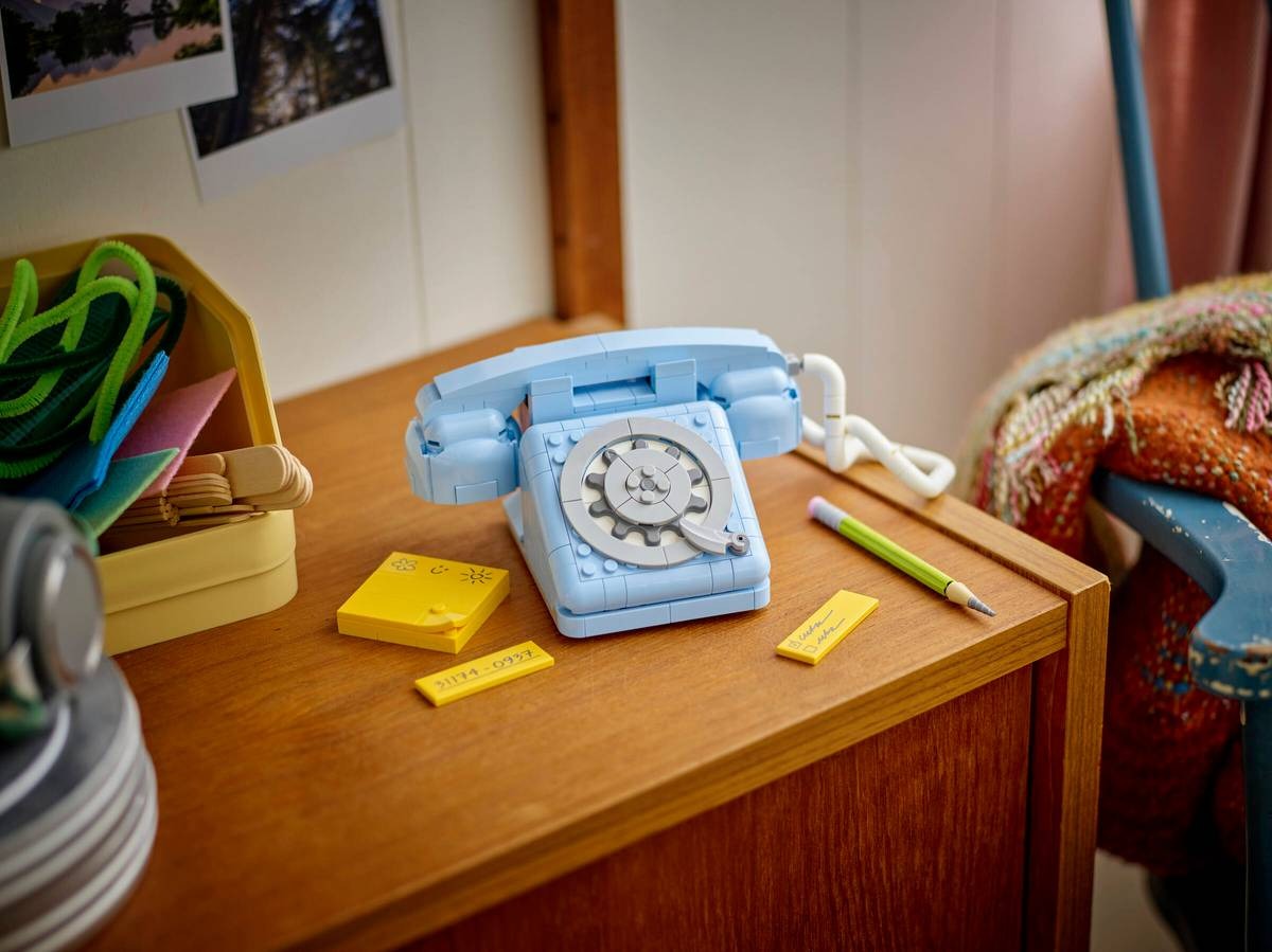 Retro Telephone - Image 8