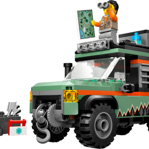 Off-Road 4x4 Mountain Truck